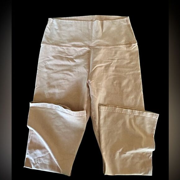 NWOT Offline Aerie Set of 2 Leggings - 1 gray & 1 Light Peach Flair Size Large - Picture 6 of 9